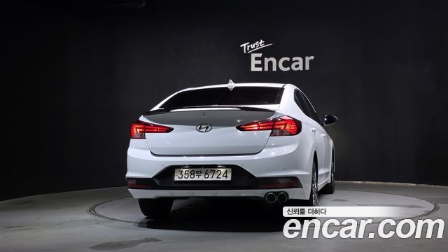 Hyundai AVANTE из Кореи Encar