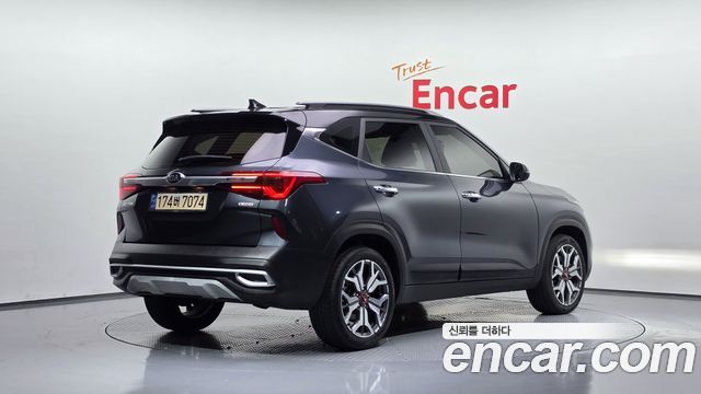Kia Seltos из Кореи Encar