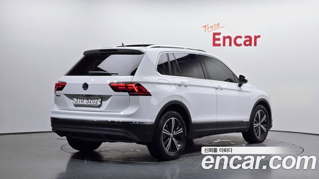 Volkswagen Tiguan 2.0 TDI Prestige — пробег 80 335 км — фото 2 из 5