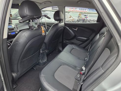 Hyundai Tucson Diesel 2WD LX20 Luxury — пробег 68 187 км — фото 4 из 5