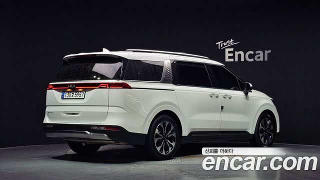 Kia Carnival Diesel 9-Seater Signature — пробег 40 930 км — фото 2 из 5