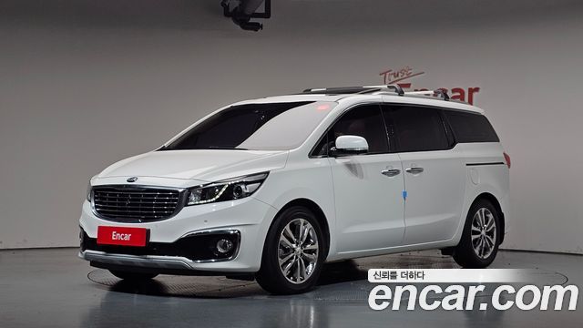 Kia Carnival Gasoline 9-seater Noblesse — пробег 83 706 км — фото 1 из 5