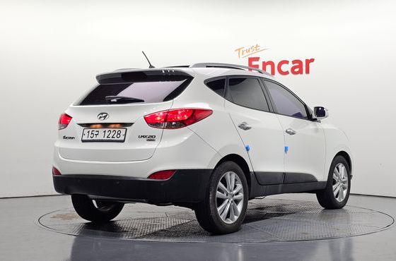 Hyundai Tucson Diesel 2WD LMX20 Premium — пробег 201 147 км — фото 2 из 5