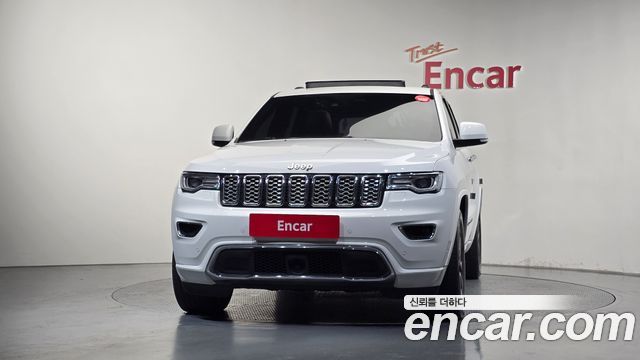 Jeep Cherokee 3.0 Diesel Overland WK2 — пробег 126 806 км — фото 3 из 5