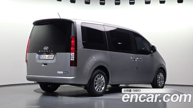 Hyundai Staria из Кореи Encar