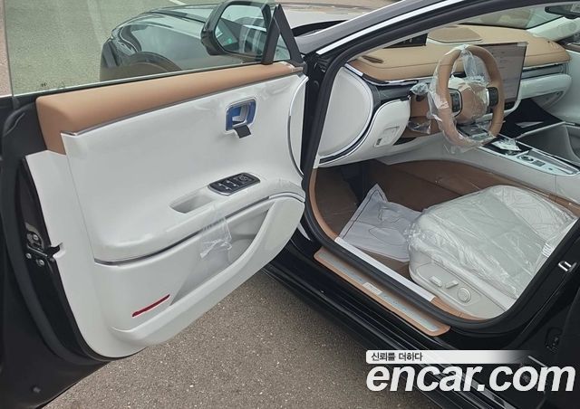 Hyundai Grandeur 2.5 Gasoline  2WD Premium — пробег 1 км — фото 4 из 5
