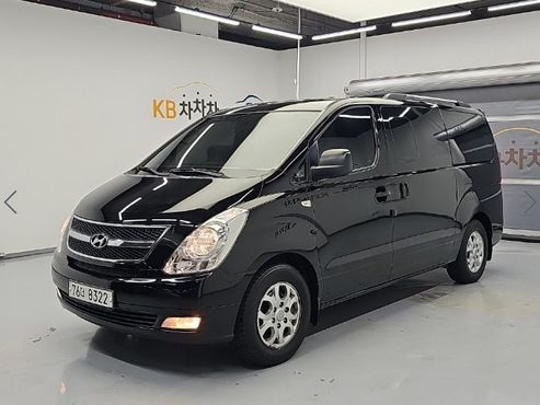 Hyundai Starex 12-Seater Wagon CVX Premium — пробег 211 817 км — фото 1 из 5