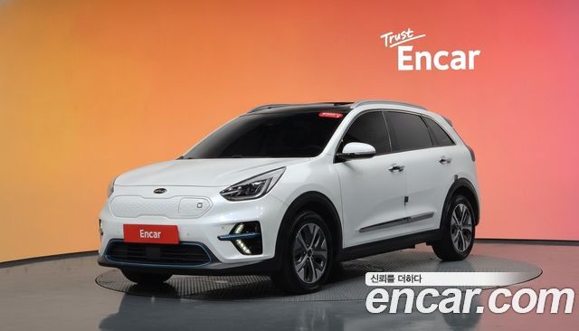 Kia Niro Noblesse — пробег 92 737 км — фото 1 из 5