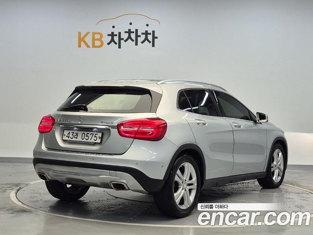 Mercedes-Benz GLA-Class GLA200 d 4MATIC — пробег 127 000 км — фото 4 из 5