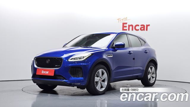 Jaguar E-PACE R250 R-Dynamic SE — пробег 72 490 км — фото 1 из 5