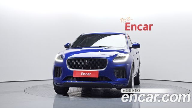 Jaguar E-PACE R250 R-Dynamic SE — пробег 72 490 км — фото 3 из 5