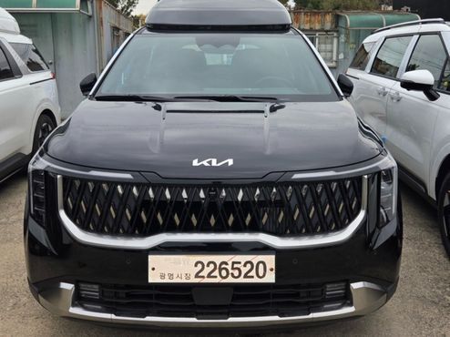 Kia Carnival HEV 9-Seater Hi-Limousine (Special vehicle) — пробег 56 км — фото 3 из 5