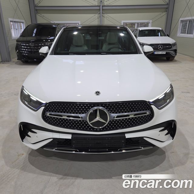 Mercedes-Benz GLC-Class GLC300 4MATIC Coupe — пробег 12 км — фото 3 из 5
