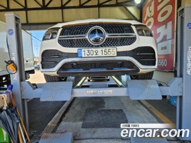 Mercedes-Benz GLE-Class GLE450 4MATIC — пробег 104 700 км — фото 1 из 3