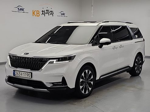 Kia Carnival Diesel 9-Seater Signature — пробег 79 214 км — фото 1 из 5