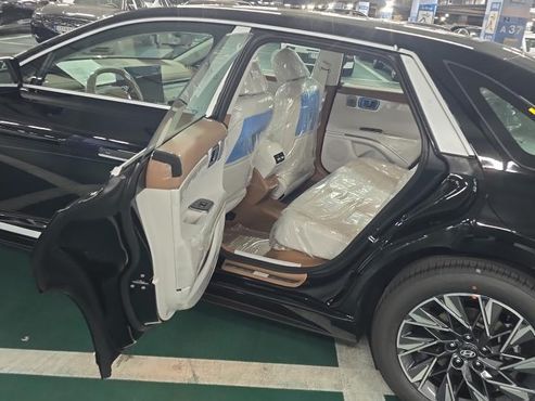 Hyundai Grandeur 2.5 Gasoline 2WD Exclusive — пробег 1 км — фото 4 из 5