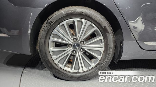 Kia K7 из Кореи Encar