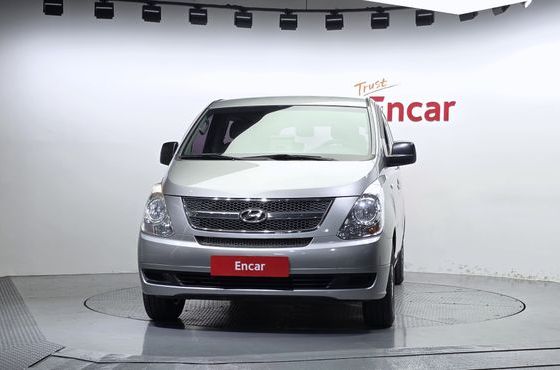Hyundai Starex 12-Seater Wagon CVX Deluxe — пробег 128 320 км — фото 3 из 5