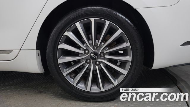 Kia K7 из Кореи Encar