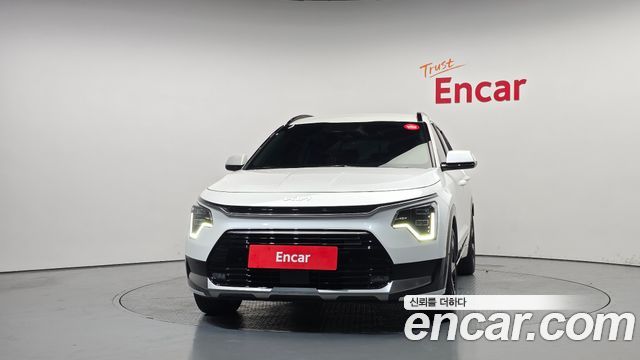Kia Niro Signature — пробег 29 283 км — фото 3 из 5