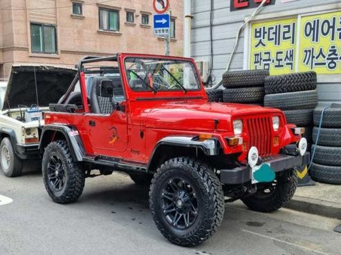 Jeep Wrangler 4.0 — пробег 203 000 км — фото 3 из 5