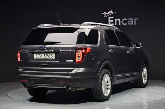 Ford Explorer 2.0 Ecoboost 2WD 5th — пробег 105 757 км — фото 2 из 5