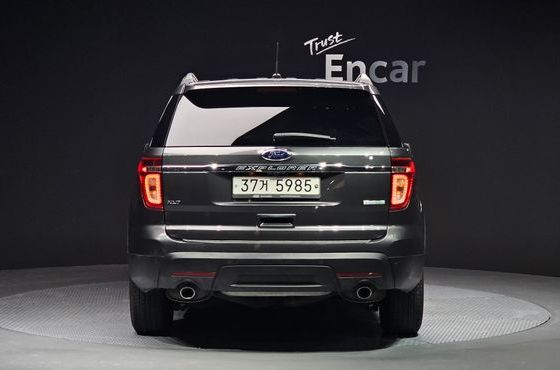 Ford Explorer 2.0 Ecoboost 2WD 5th — пробег 105 757 км — фото 4 из 5
