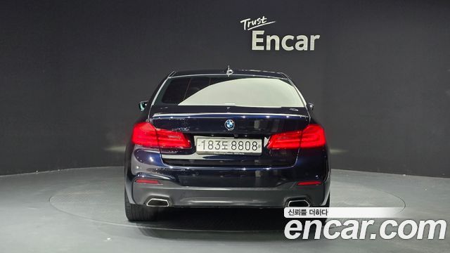 BMW 5-Series 520i M Sport — пробег 85 021 км — фото 4 из 5