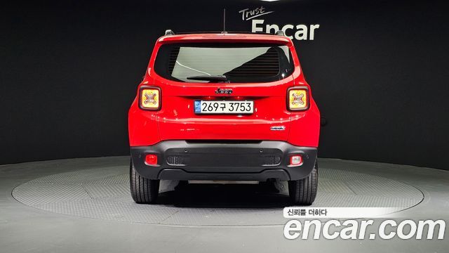 Jeep Renegade 2.4 Longitude — пробег 55 850 км — фото 4 из 5