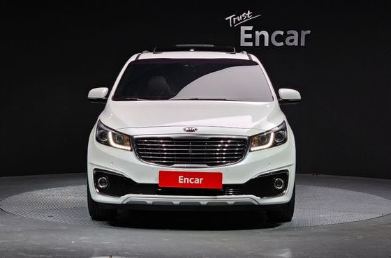 Kia Carnival 9-Seater Noblesse Special — пробег 161 756 км — фото 3 из 5
