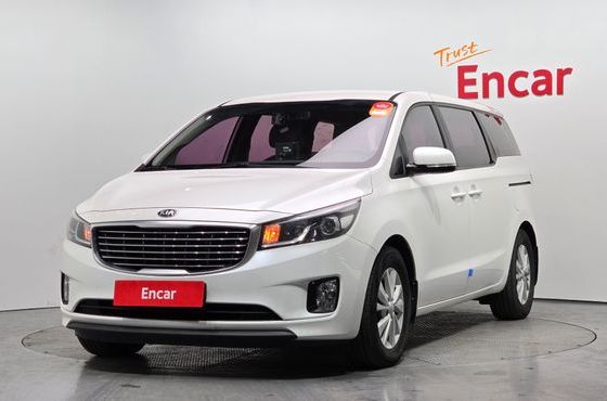 Kia Carnival 11-seater Deluxe — пробег 131 792 км — фото 1 из 5