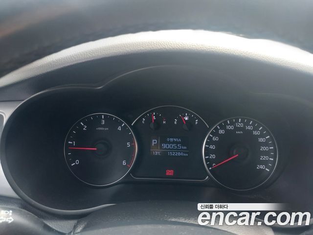 Kia Carens из Кореи Encar