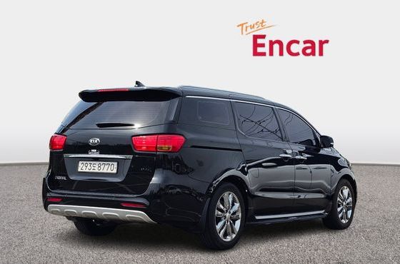 Kia Carnival 9-seater Prestige — пробег 114 238 км — фото 2 из 5