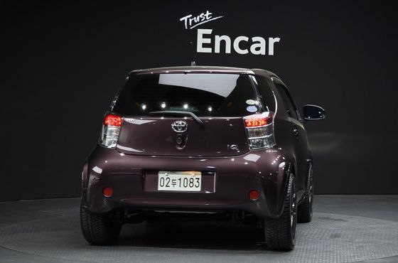 Toyota iQ 1.0 — пробег 70 342 км — фото 4 из 5