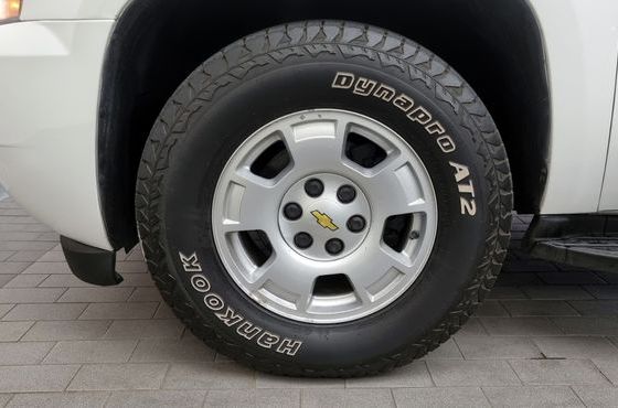 Chevrolet Tahoe LT 4WD — пробег 128 979 км — фото 5 из 5