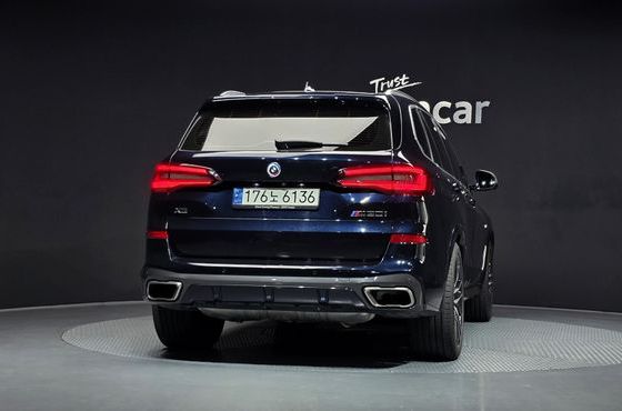 BMW X5 M50i — пробег 45 297 км — фото 4 из 5