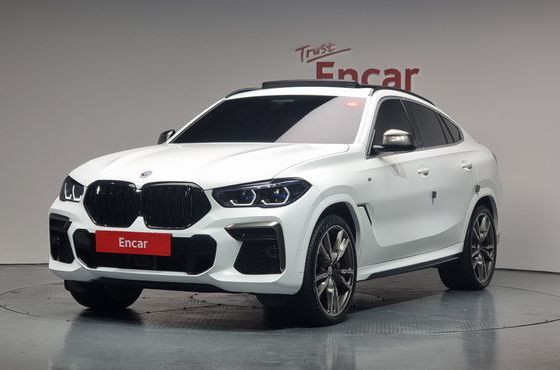 BMW X6 M50i — пробег 61 767 км — фото 1 из 5