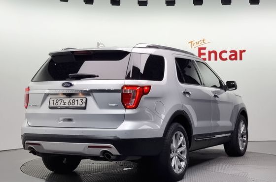 Ford Explorer 2.3 Limited 4WD 5th — пробег 68 103 км — фото 2 из 5