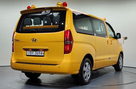 Hyundai Starex 4WD School Bus — пробег 115 658 км — фото 2 из 5