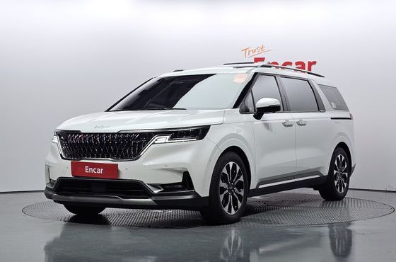 Kia Carnival Gasoline 7-Seater Signature — пробег 41 851 км — фото 1 из 5