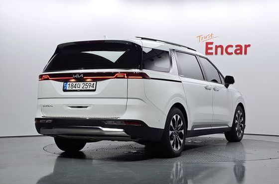 Kia Carnival Gasoline 7-Seater Signature — пробег 41 851 км — фото 2 из 5