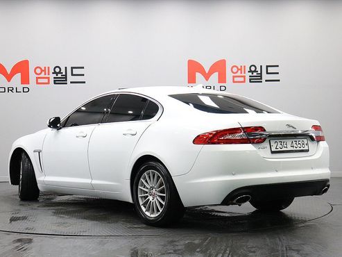Jaguar XF 3.0D Luxury X250 — пробег 266 762 км — фото 4 из 5