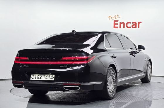 Genesis G90 5.0 AWD Limousine Prestige — пробег 156 879 км — фото 2 из 5