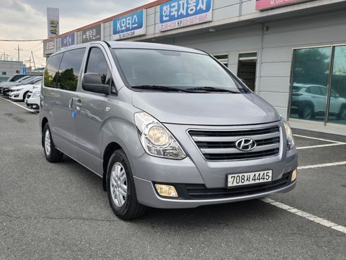 Hyundai Starex 12-Seater Wagon Smart — пробег 87 600 км — фото 3 из 5