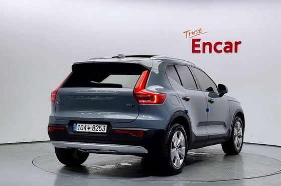 Volvo XC40 B4 Momentum — пробег 53 191 км — фото 2 из 5