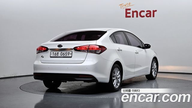 Kia K3 из Кореи Encar