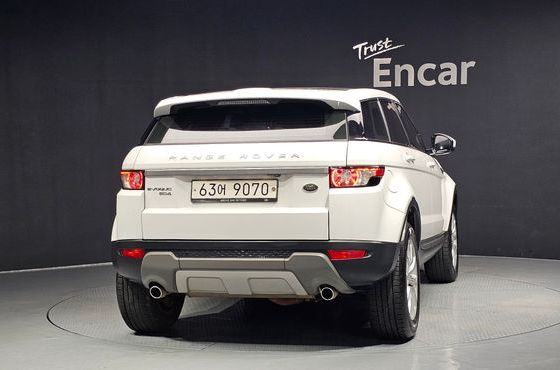 Land Rover Range Rover Evoque 2.2 SD4 Pure — пробег 94 857 км — фото 4 из 5