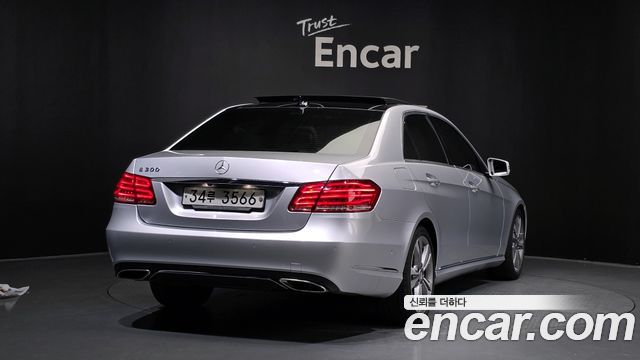 Mercedes-Benz E-Class из Кореи Encar