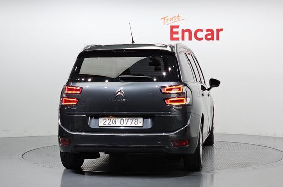 Citroen-DS C4 Picasso 1.6 B-HDI Intensive — пробег 151 132 км — фото 4 из 5