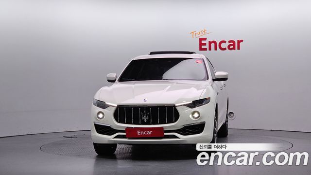 Maserati Levante 3.0 Diesel AWD GranLusso — пробег 64 795 км — фото 3 из 5